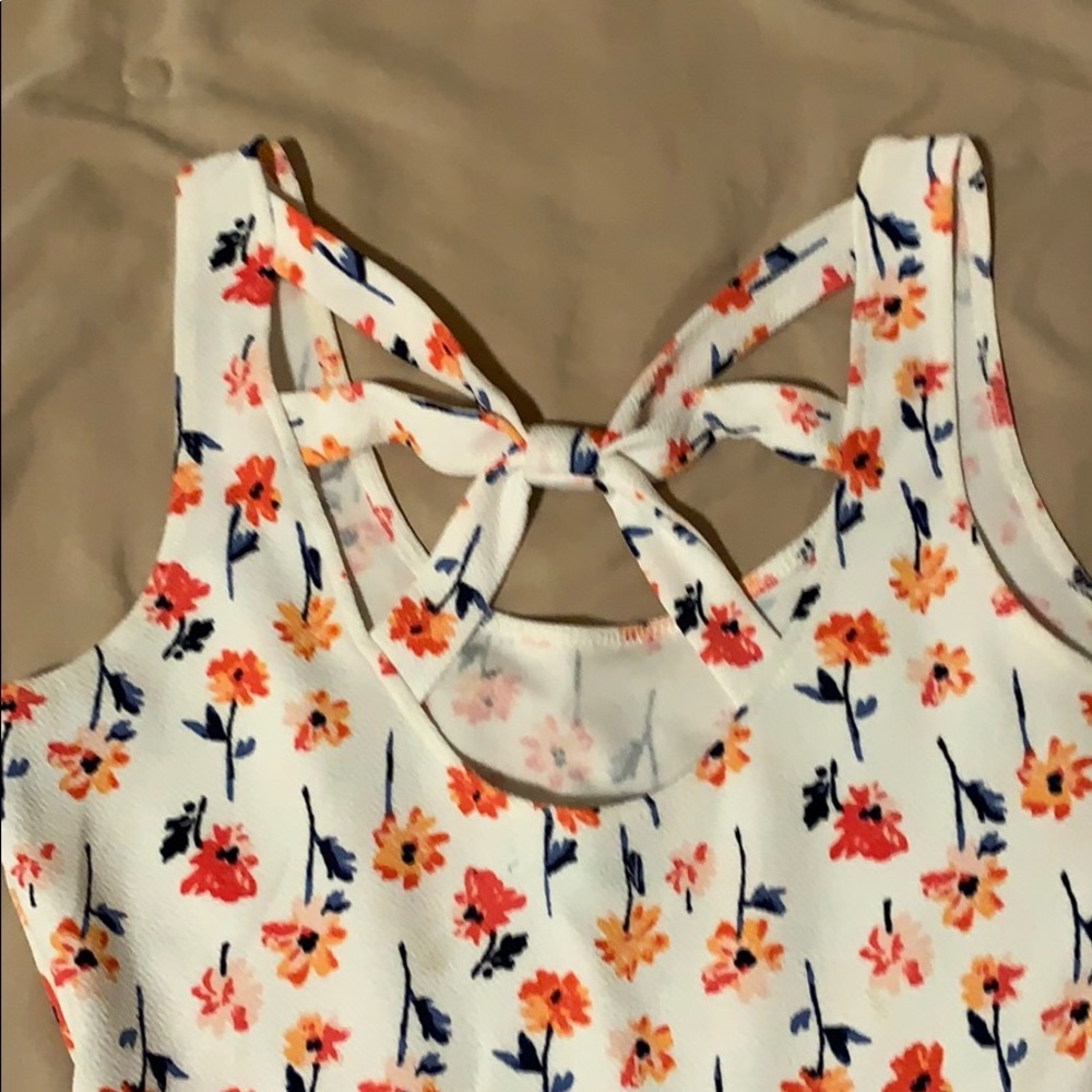 Dress - Picture 3 of 3